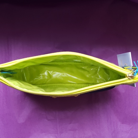 Flight 001 Blue Makeup Bag - Picture 5 of 8